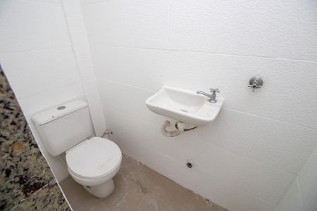 Casa de condomínio para alugar com 336m², 5 quartos e 1 vagaBanheiro externo