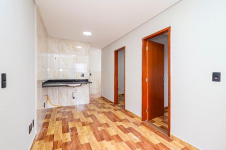 Apartamento para alugar com 40m², 2 quartos e sem vaga Apartamento para alugar com 40m², 2 quartos e sem vagaSala/Cozinha