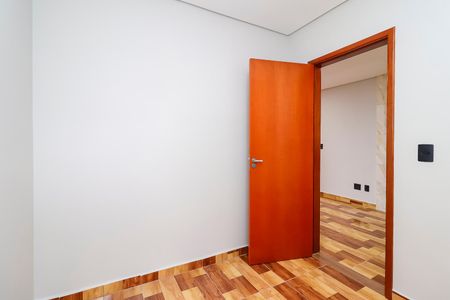 Apartamento para alugar com 40m², 2 quartos e sem vaga Apartamento para alugar com 40m², 2 quartos e sem vagaQuarto 2