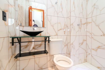 Apartamento para alugar com 40m², 2 quartos e sem vaga Apartamento para alugar com 40m², 2 quartos e sem vagaBanheiro Social