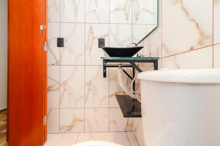 Apartamento para alugar com 40m², 2 quartos e sem vaga Apartamento para alugar com 40m², 2 quartos e sem vagaBanheiro Social