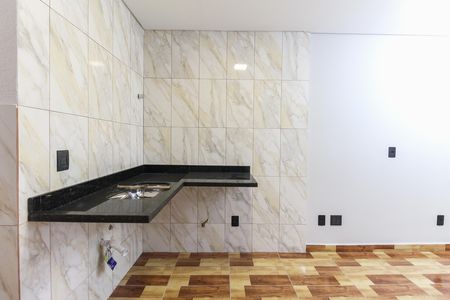 Cozinha de apartamento para alugar com 2 quartos, 37m² em Jardim Casa Pintada, São Paulo