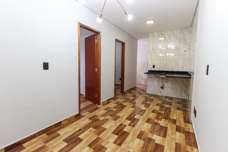 Apartamento para alugar com 37m², 2 quartos e sem vaga Apartamento para alugar com 37m², 2 quartos e sem vagaSala