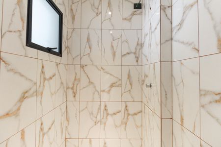 Apartamento para alugar com 37m², 2 quartos e sem vaga Apartamento para alugar com 37m², 2 quartos e sem vagaBanheiro