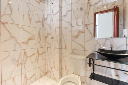 Banheiro de apartamento para alugar com 2 quartos, 37m² em Jardim Casa Pintada, São Paulo