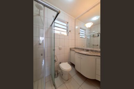 Apartamento à venda com 78m², 2 quartos e 1 vaga Apartamento à venda com 78m², 2 quartos e 1 vagaBanheiro