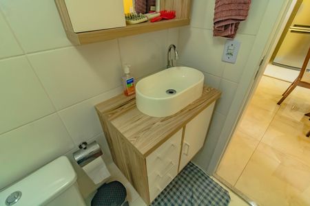 Apartamento à venda com 33m², 2 quartos e sem vaga Apartamento à venda com 33m², 2 quartos e sem vagaBanheiro
