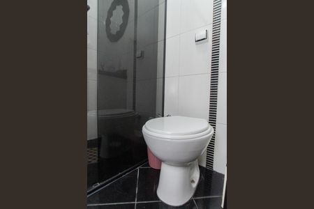 Casa à venda com 107m², 3 quartos e 2 vagas Casa à venda com 107m², 3 quartos e 2 vagasBanheiro