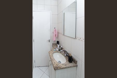 Casa à venda com 107m², 3 quartos e 2 vagas Casa à venda com 107m², 3 quartos e 2 vagasBanheiro da Suíte