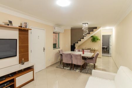 Sala de casa à venda com 3 quartos, 107m² em Parque Vitoria, São Paulo