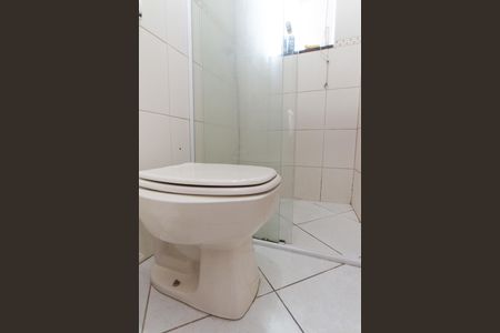 Casa à venda com 107m², 3 quartos e 2 vagas Casa à venda com 107m², 3 quartos e 2 vagasBanheiro da Suíte