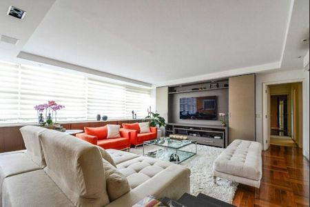 Apartamento à venda com 3 quartos, 178m² em Itaim Bibi, São Paulo