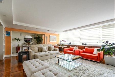 Apartamento à venda com 3 quartos, 178m² em Itaim Bibi, São Paulo