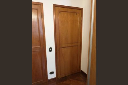 Apartamento à venda com 98m², 2 quartos e 1 vaga