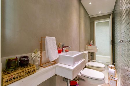 Apartamento à venda com 178m², 3 quartos e 4 vagas Apartamento à venda com 178m², 3 quartos e 4 vagasLavabo