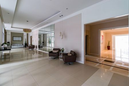 Apartamento à venda com 178m², 3 quartos e 4 vagas Apartamento à venda com 178m², 3 quartos e 4 vagasÁrea comum