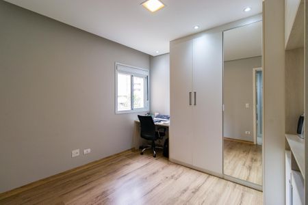 Apartamento à venda com 178m², 3 quartos e 4 vagas Apartamento à venda com 178m², 3 quartos e 4 vagasQuarto