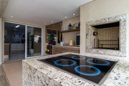 Apartamento à venda com 178m², 3 quartos e 4 vagas Apartamento à venda com 178m², 3 quartos e 4 vagasVaranda da Sala