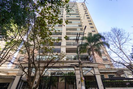 Apartamento à venda com 178m², 3 quartos e 4 vagas Apartamento à venda com 178m², 3 quartos e 4 vagasFachada