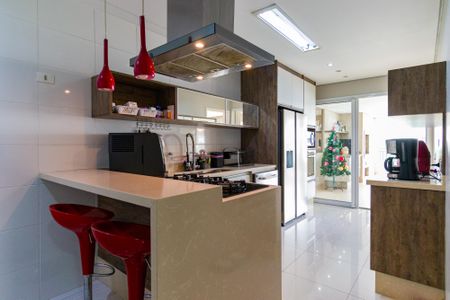 Apartamento à venda com 178m², 3 quartos e 4 vagas Apartamento à venda com 178m², 3 quartos e 4 vagasCozinha