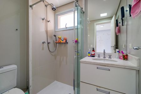 Apartamento à venda com 178m², 3 quartos e 4 vagas Apartamento à venda com 178m², 3 quartos e 4 vagasBanheiro da Suíte 2