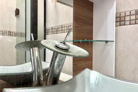 Apartamento à venda com 87m², 3 quartos e 2 vagasBanheiro