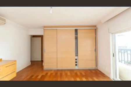 Apartamento à venda com 365m², 4 quartos e 6 vagas