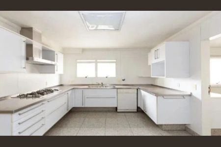 Apartamento à venda com 365m², 4 quartos e 6 vagas