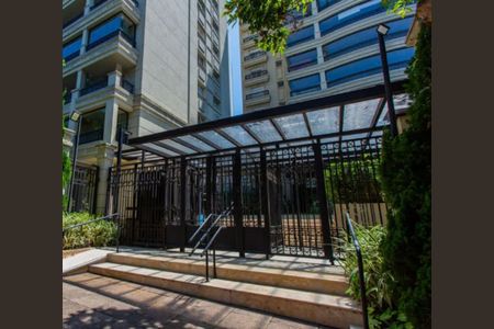 Apartamento à venda com 365m², 4 quartos e 6 vagas