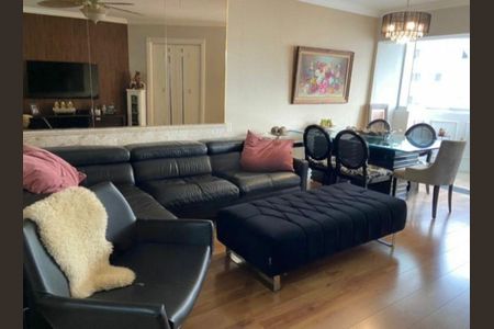 Apartamento à venda com 3 quartos, 117m² em Moema, São Paulo