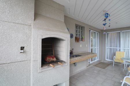 Varanda de apartamento para alugar com 4 quartos, 160m² em Vila Luis Antonio, Guarujá