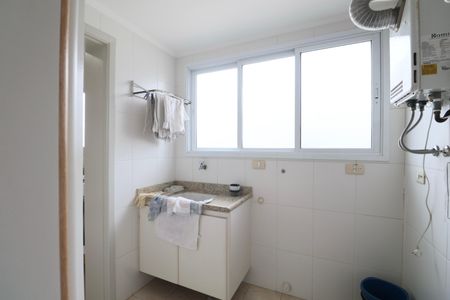 Apartamento para alugar com 160m², 4 quartos e 2 vagas Apartamento para alugar com 160m², 4 quartos e 2 vagasÁrea de Serviço