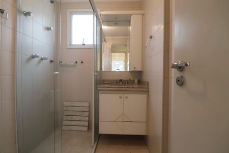 Apartamento para alugar com 160m², 4 quartos e 2 vagas Apartamento para alugar com 160m², 4 quartos e 2 vagasBanheiro Suíte