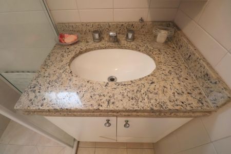 Apartamento para alugar com 160m², 4 quartos e 2 vagas Apartamento para alugar com 160m², 4 quartos e 2 vagasBanheiro Suíte