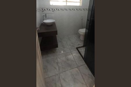 Casa à venda com 5 quartos, 275m² em Veloso, Osasco
