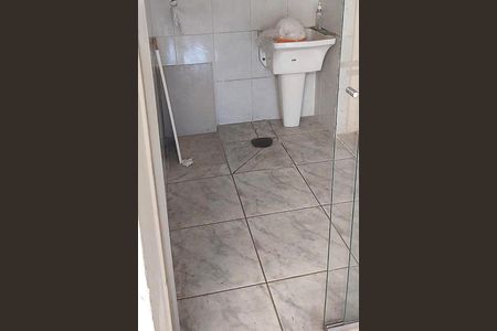 Casa à venda com 5 quartos, 275m² em Veloso, Osasco