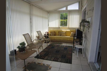 Casa à venda com 4 quartos, 310m² em Vila Sonia, São Paulo