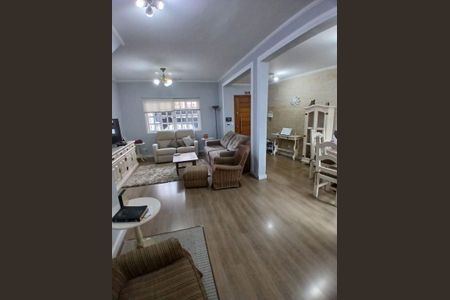 Casa à venda com 3 quartos, 120m² em Jardim das Vertentes, São Paulo