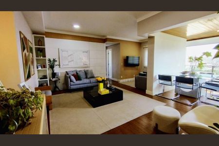 Apartamento à venda com 2 quartos, 82m² em Jardim Caravelas, São Paulo