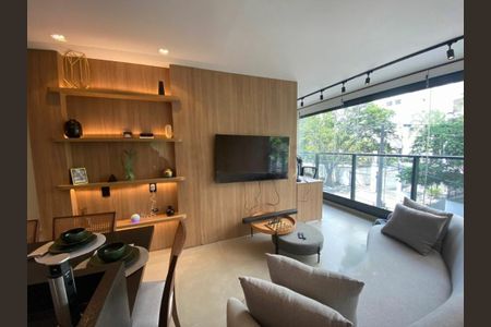 Apartamento à venda com 2 quartos, 65m² em Campo Belo, São Paulo