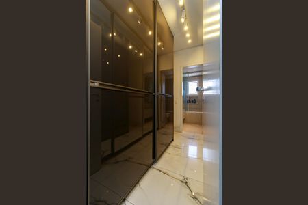 Apartamento à venda com 145m², 2 quartos e 3 vagas Apartamento à venda com 145m², 2 quartos e 3 vagasSuíte Principal - Closet