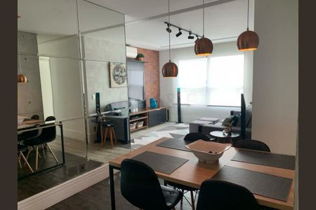 Apartamento à venda com 2 quartos, 74m² em Vila Olímpia, São Paulo