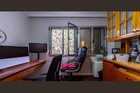 Apartamento à venda com 160m², 4 quartos e sem vaga