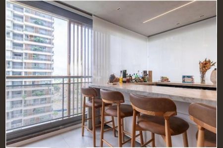 Apartamento à venda com 3 quartos, 167m² em Jardim das Acacias, São Paulo