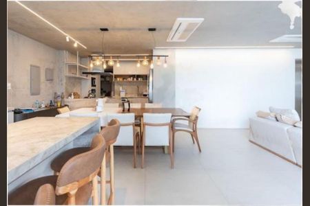 Apartamento à venda com 3 quartos, 167m² em Jardim das Acacias, São Paulo