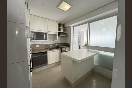 Apartamento à venda com 155m², 2 quartos e 3 vagas