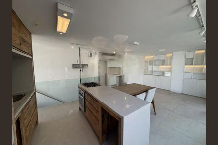 Apartamento à venda com 155m², 2 quartos e 3 vagas