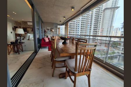 Apartamento para alugar com 3 quartos, 167m² em Jardim das Acacias, São Paulo