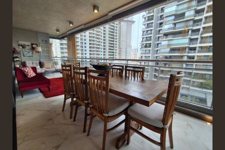 Apartamento para alugar com 3 quartos, 167m² em Jardim das Acacias, São Paulo