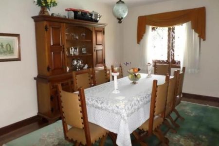 Casa à venda com 4 quartos, 439m² em Jardim Santa Helena, São Paulo